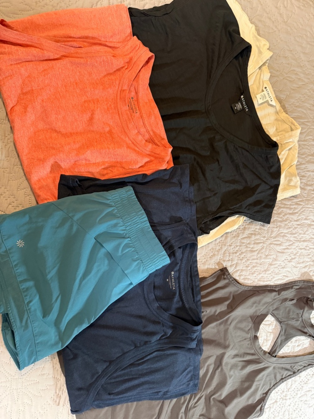 Athleta Bundle 6 pieces total